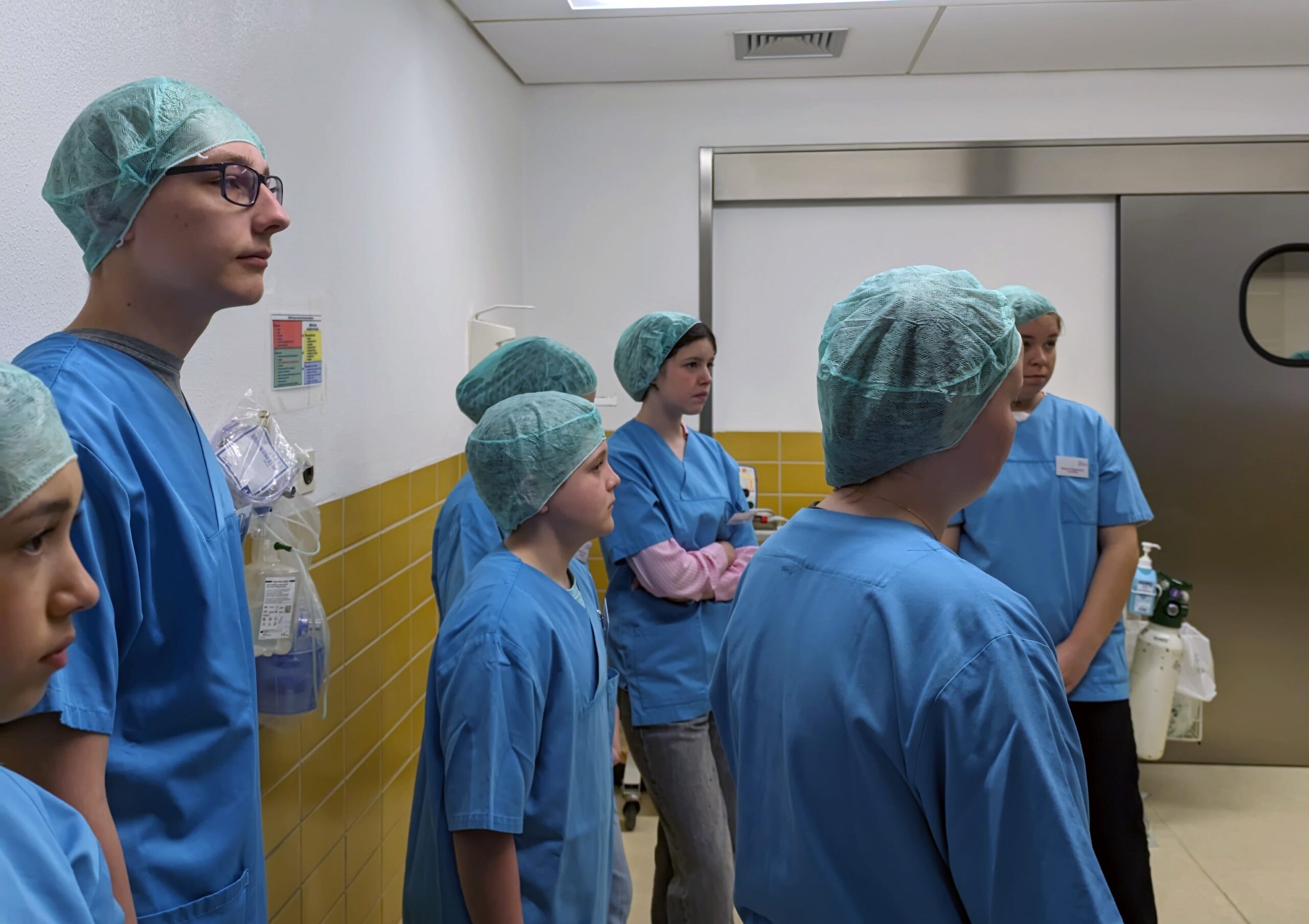 Kittel an, Krankenhaus-Welt entdecken!